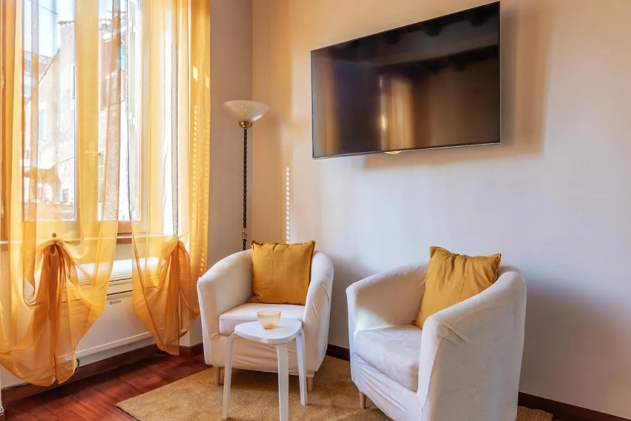 Trastevere Leopard'Oro Apartment Rome Italy