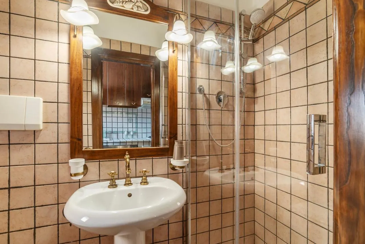 Trastevere Leopard'Oro Apartment Rome Italy
